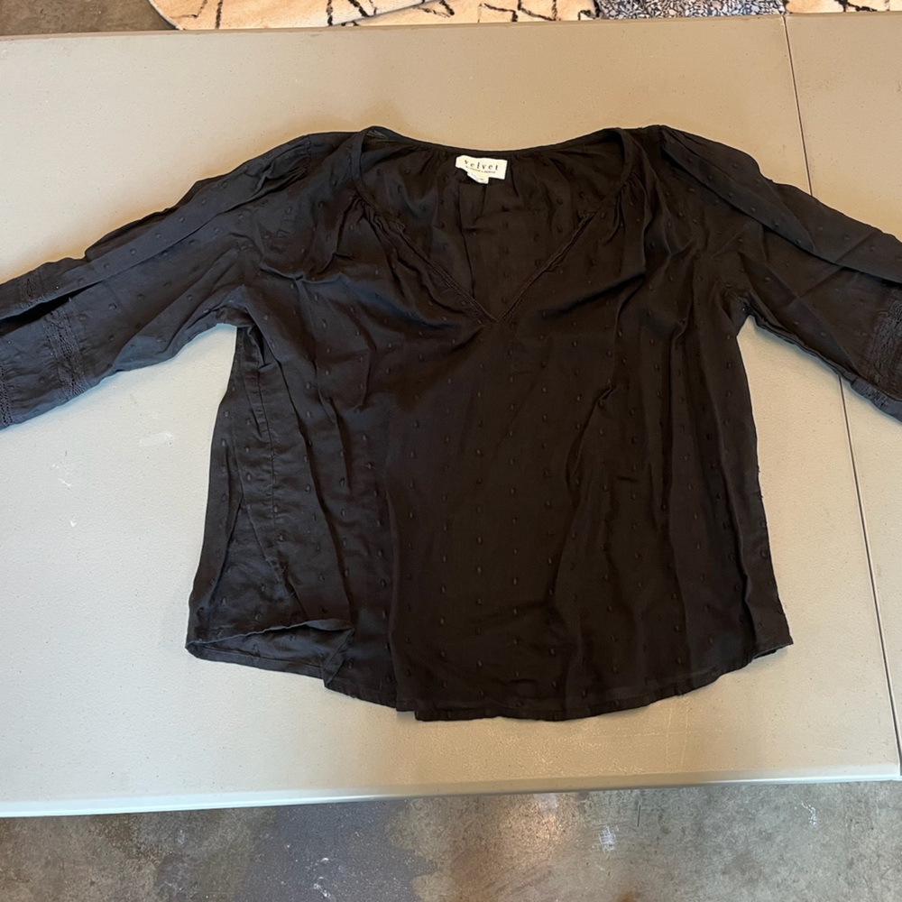Velvet by Graham & Spencer Textured Black Top